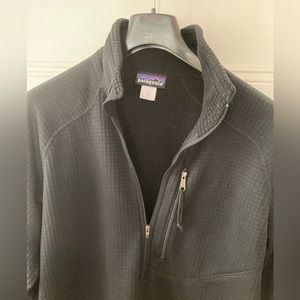 Patagonia R1 1/4 zip pullover waffle insulation baselayer or midlayer